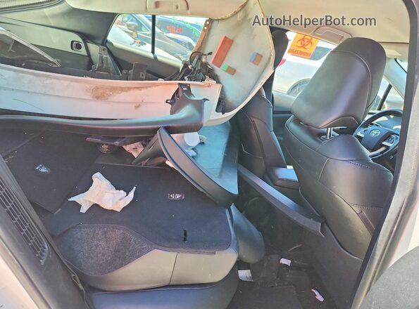 JTDKARFP6H3023243 2017 TOYOTA PRIUS White Widok wnętrza z tyłu