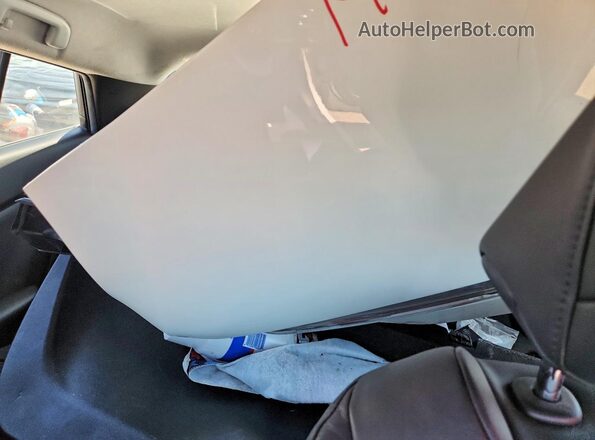 JTDKARFP6H3023243 2017 TOYOTA PRIUS White Widok tylnych siedzeń