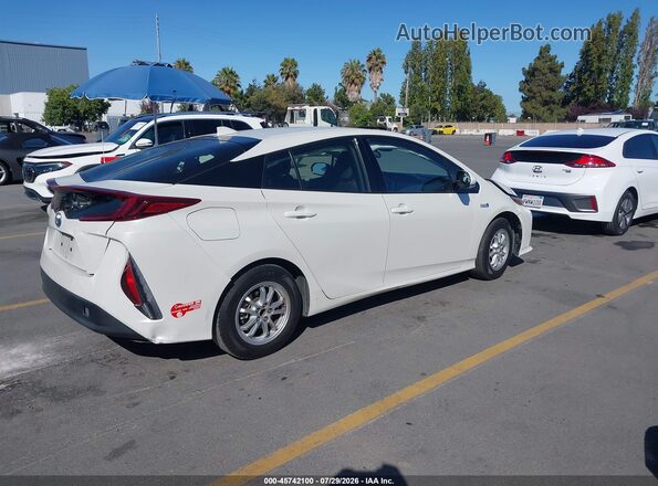 JTDKARFP6J3076708 2018 TOYOTA PRIUS PRIME Белый Задняя правая четверть