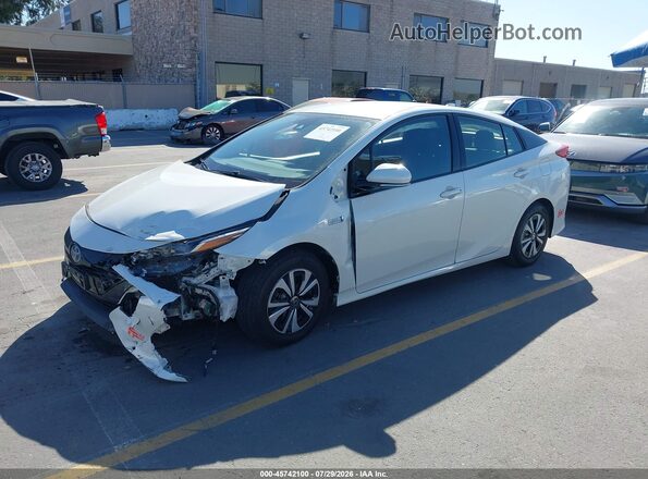 JTDKARFP6J3076708 2018 TOYOTA PRIUS PRIME Белый Передняя левая четверть