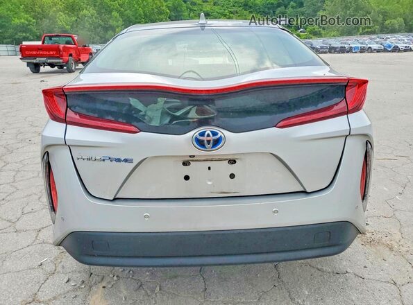 JTDKARFP7H3008511 2017 TOYOTA PRIUS Серебряный Вид сзади