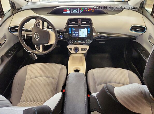 JTDKARFP8H3044594 2017 TOYOTA PRIUS Gray Առջևի վահանակի տեսք