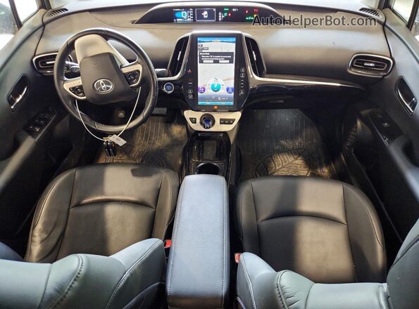 JTDKARFP8J3081683 2018 TOYOTA PRIUS Серебряный Вид панели приборов