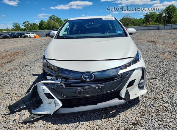 JTDKARFP8L3146373 2020 TOYOTA PRIUS White Front view