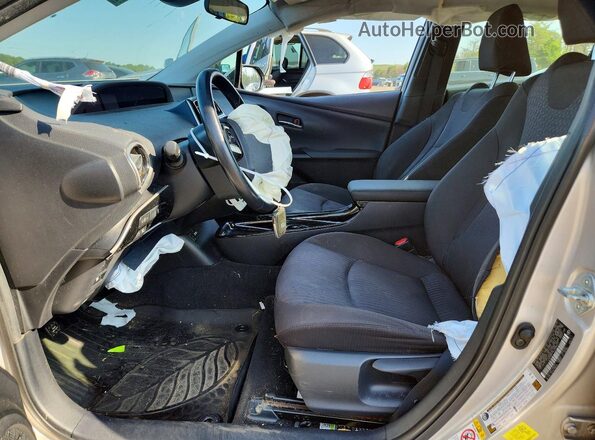 JTDKARFP9J3086679 2018 TOYOTA PRIUS Silver Widok wnętrza z przodu