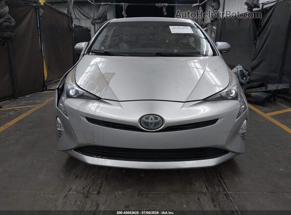 JTDKARFU2G3507222 2016 TOYOTA PRIUS Silver Դիմացի տեսք
