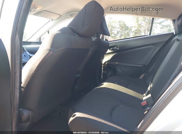 JTDKARFU4K3070283 2019 TOYOTA PRIUS Silver Widok naklejki z numerem VIN