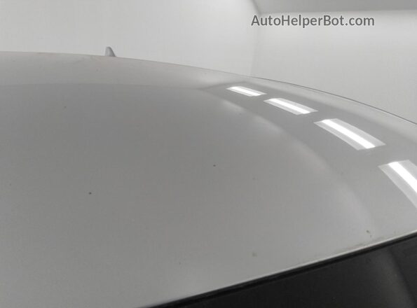 JTDKARFU6J3064385 2018 TOYOTA PRIUS Серебряный 