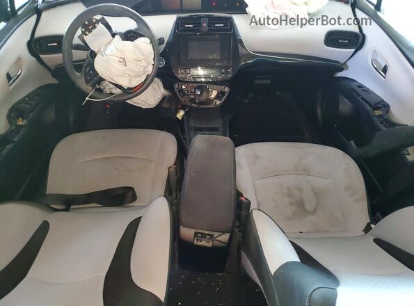 JTDKARFU6K3084041 2019 TOYOTA PRIUS Silver Vista del salpicadero