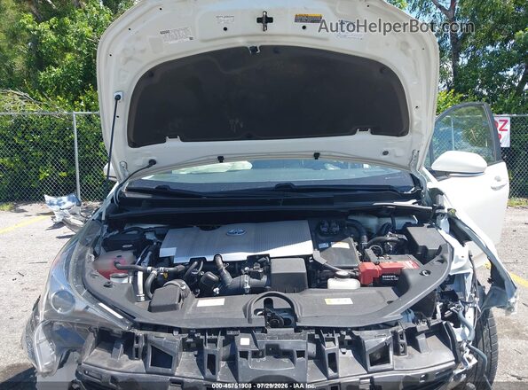 JTDKARFU8H3038932 2017 TOYOTA PRIUS White Widok z tyłu