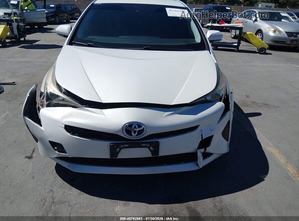 JTDKARFUXG3520381 2016 TOYOTA PRIUS White Դիմացի տեսք