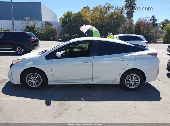 JTDKARFUXG3520381 2016 TOYOTA PRIUS White Սալոնի 360 աստիճան տեսք