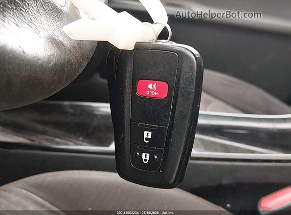 JTDKARFUXH3038592 2017 TOYOTA PRIUS Белый Вид панели приборов
