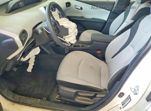 JTDKARFUXK3096404 2019 TOYOTA PRIUS White Вид салону спереду