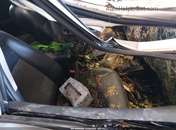 JTDKDTB38H1593179 2017 TOYOTA PRIUS C Silver Вид салону спереду