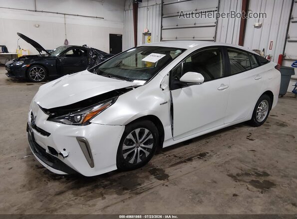 JTDL9MFU2M3023546 2021 TOYOTA PRIUS White წინა მარცხენა ხედი სამი მეოთხედიდან