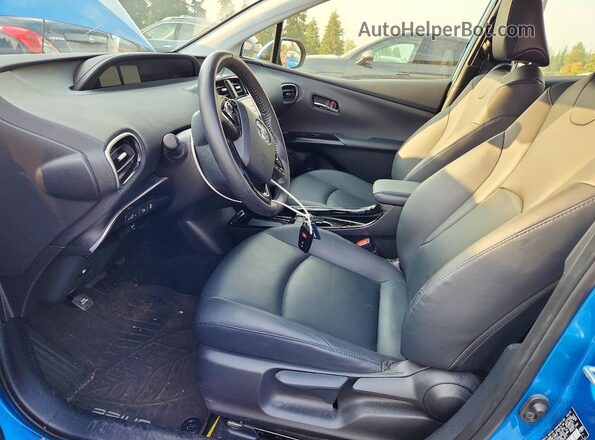 JTDL9MFU3M3025371 2021 TOYOTA PRIUS Blue Вид салону спереду