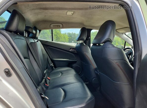 JTDL9MFU7M3027804 2021 TOYOTA PRIUS Серебряный Вид задних сидений