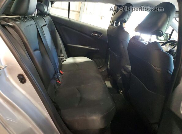 JTDL9RFU3K3006863 2019 TOYOTA PRIUS Silver Vista de los asientos traseros