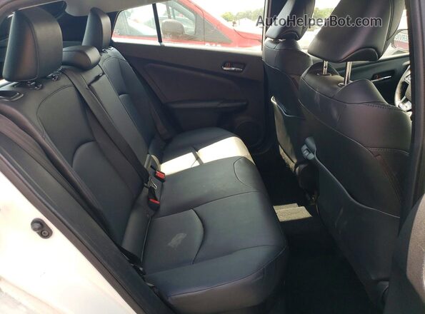 JTDL9RFU7K3009829 2019 TOYOTA PRIUS White Vista de los asientos traseros