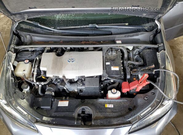 JTDL9RFU9L3018789 2020 TOYOTA PRIUS Gray Vista interior trasera