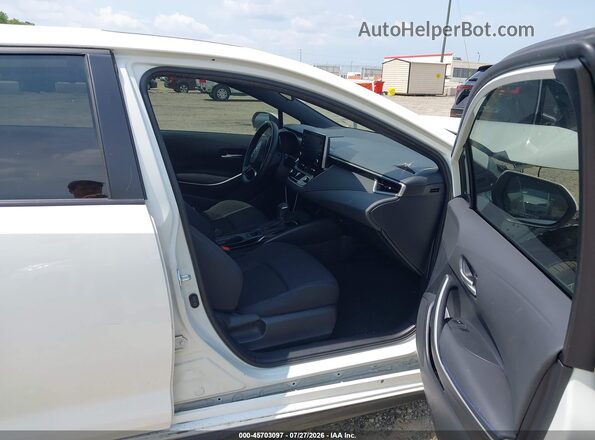 JTDP4MCE3MJ065829 2021 TOYOTA COROLLA White Front interior view