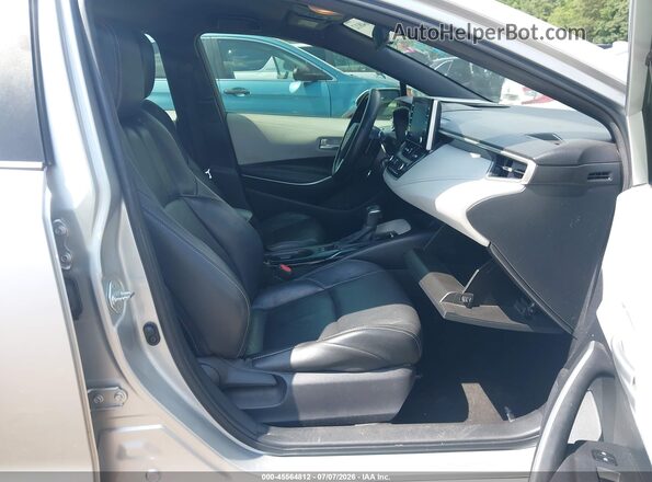 JTDS4RCE2LJ010245 2020 TOYOTA COROLLA Серебряный Вид салона спереди