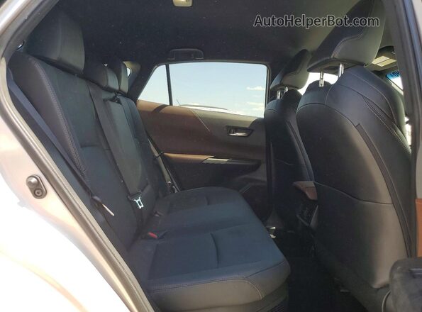 JTEAAAAH0PJ133899 2023 TOYOTA VENZA Silver უკანა სალონის ხედი