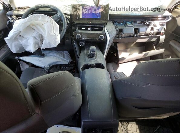 JTEAAAAH0PJ148838 2023 TOYOTA VENZA White Widok deski rozdzielczej