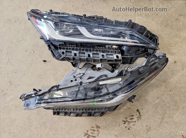 JTEAAAAH0RJ180899 2024 TOYOTA VENZA White VIN կոդի պիտակի տեսք