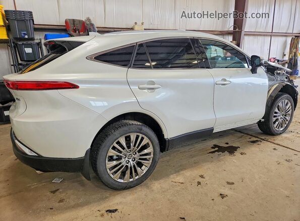 JTEAAAAH0RJ180899 2024 TOYOTA VENZA White Հետևի աջ