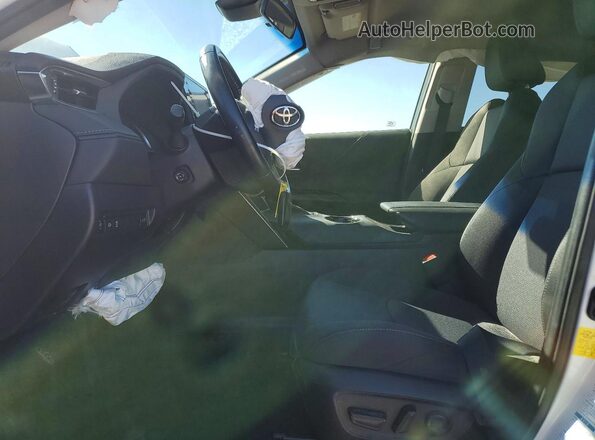 JTEAAAAH1MJ034875 2021 TOYOTA VENZA White Widok wnętrza z przodu