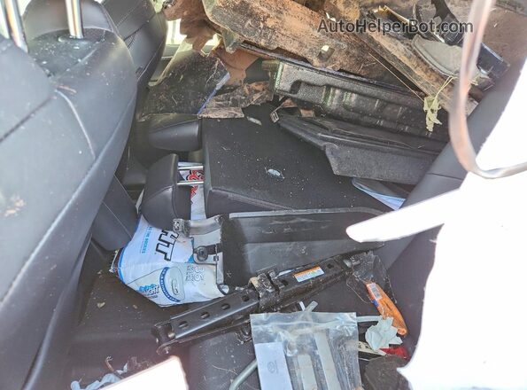 JTEAAAAH1MJ063454 2021 TOYOTA VENZA Blue Vista interior trasera