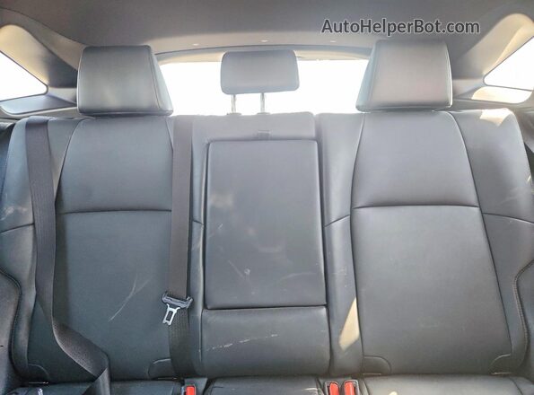JTEAAAAH1NJ111973 2022 TOYOTA VENZA Gray უკანა სავარძლების ხედი