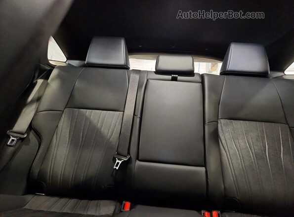 JTEAAAAH2MJ072485 2021 TOYOTA VENZA Blue Widok tylnych siedzeń