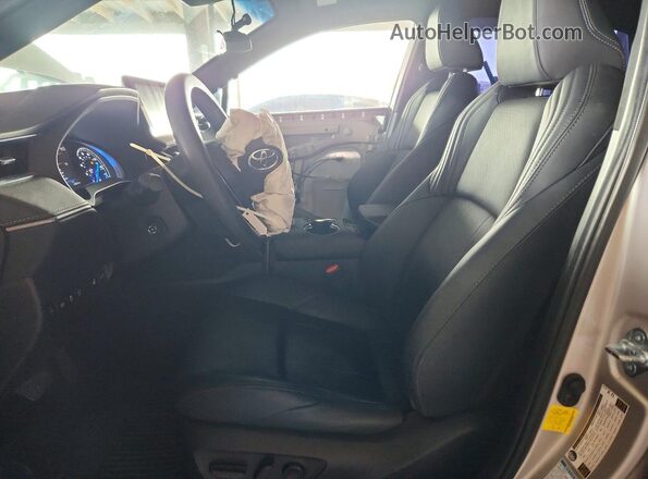 JTEAAAAH3NJ091208 2022 TOYOTA VENZA Tan Widok wnętrza z przodu