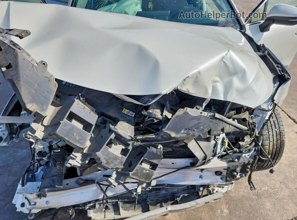 JTEAAAAH3NJ096764 2022 TOYOTA VENZA White Engine compartment view