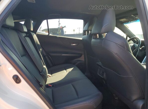 JTEAAAAH4NJ110140 2022 TOYOTA VENZA White Սալոնի հետևի տեսք