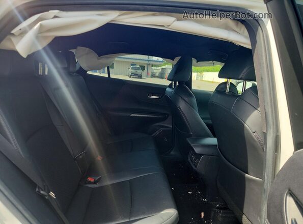 JTEAAAAH5MJ054644 2021 TOYOTA VENZA White უკანა სავარძლების ხედი