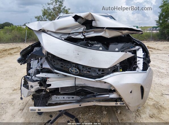 JTEAAAAH6NJ097472 2022 TOYOTA VENZA Серебряный Вид спереди