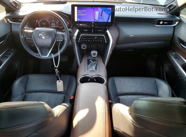 JTEAAAAH6RJ187601 2024 TOYOTA VENZA Beige Widok deski rozdzielczej