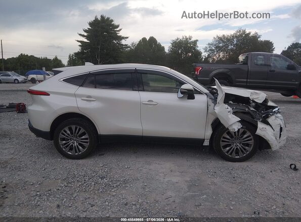 JTEAAAAH9MJ059605 2021 TOYOTA VENZA White Widok wnętrza z tyłu