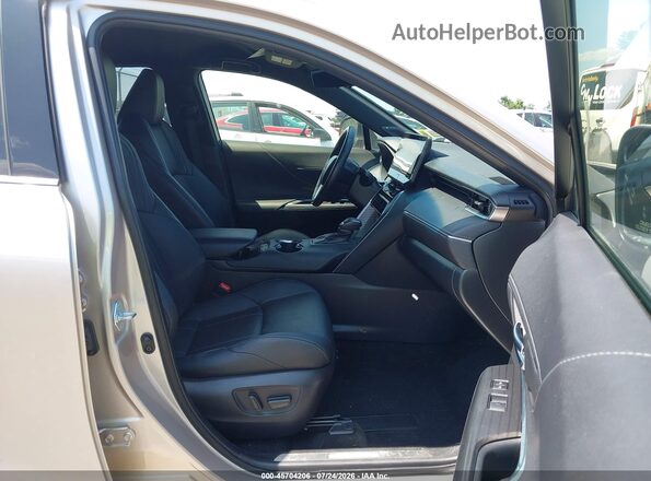 JTEAAAAH9MJ080020 2021 TOYOTA VENZA Silver Front interior view