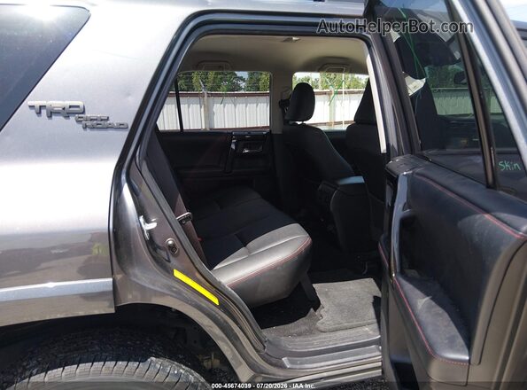 JTEBU5JR0K5631324 2019 TOYOTA 4RUNNER Silver Vista de la etiqueta del VIN