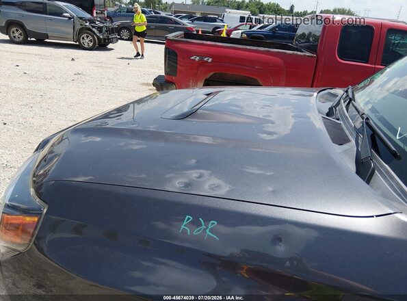 JTEBU5JR0K5631324 2019 TOYOTA 4RUNNER Silver Vista frontal