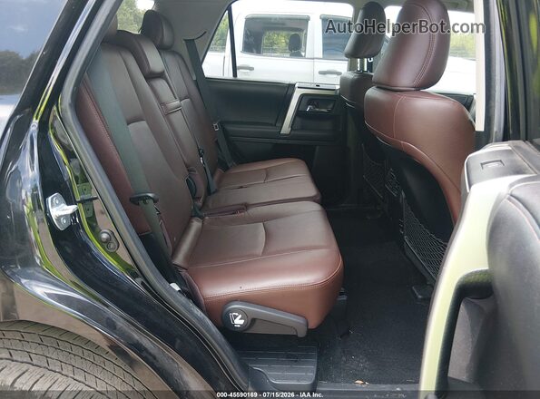 JTEBU5JR1H5481801 2017 TOYOTA 4RUNNER Black VIN կոդի պիտակի տեսք