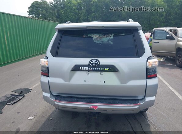 JTEBU5JR1J5597618 2018 TOYOTA 4RUNNER Серебряный 
