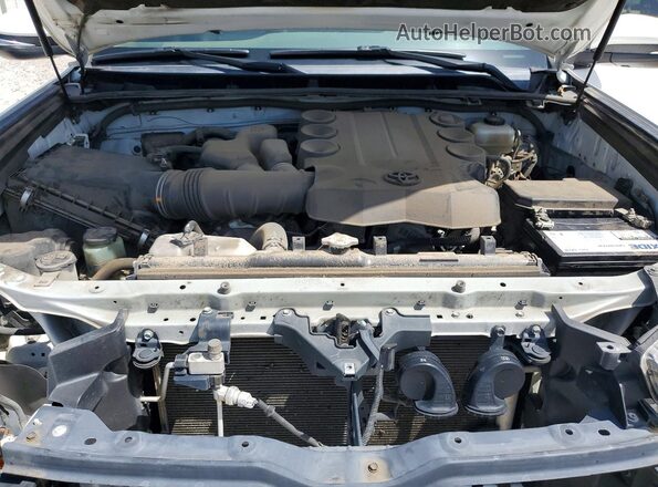 JTEBU5JR1K5727558 2019 TOYOTA 4RUNNER White Շարժիչի բաժամունքի տեսք