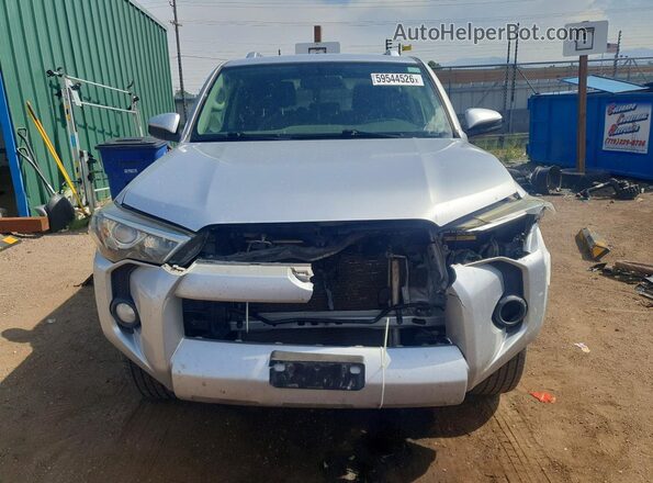 JTEBU5JR2G5281105 2016 TOYOTA 4RUNNER Silver Вид спереду