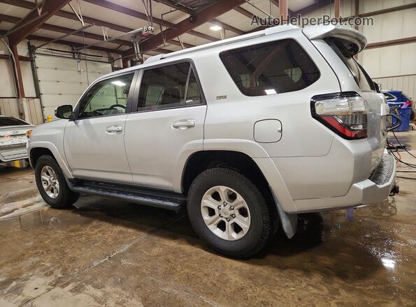 JTEBU5JR2G5331601 2016 TOYOTA 4RUNNER Silver Հետևի ձախ